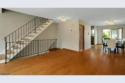16 Westervelt Pl, Passaic, NJ 07055 - Photo 4