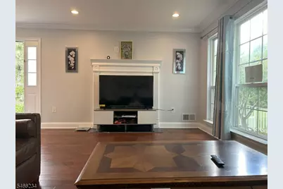 77 Balboa Ln, Franklin Township, NJ 08823 - Photo 8