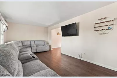 23 Elizabeth Ave, Stanhope, NJ 07874 - Photo 2