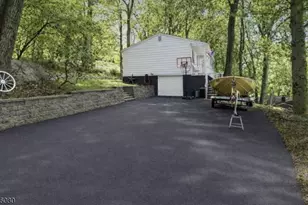 23 Elizabeth Ave, Stanhope, NJ 07874 - Photo 22