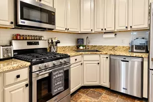 255 Windmill Ct, Lopatcong Township, NJ 08865 - Photo 8