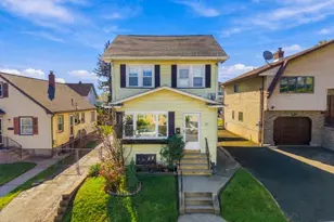 21 Rollins Ave, Clifton, NJ 07011 - Photo 2