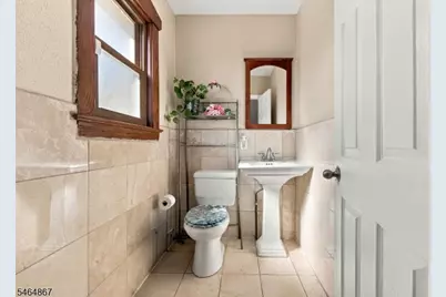 21 Rollins Ave, Clifton, NJ 07011 - Photo 26