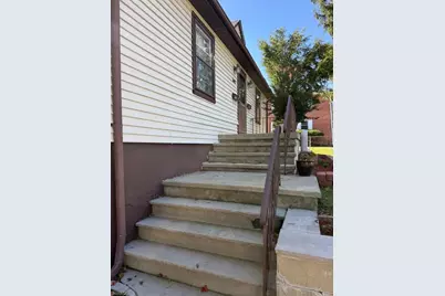 387 Grove St, North Plainfield, NJ 07060 - Photo 2