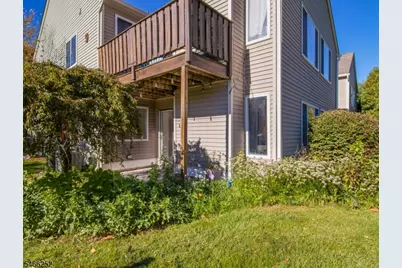 92 Falcon Ridge Way #2, Hamburg, NJ 07419 - Photo 2