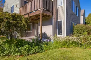 92 Falcon Ridge Way, Hamburg, NJ 07419 - Photo 2