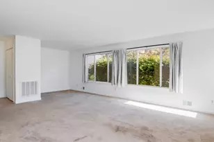 92 Falcon Ridge Way, Hamburg, NJ 07419 - Photo 6