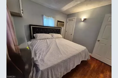 66 Independence Dr, Roselle, NJ 07203 - Photo 14