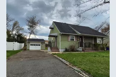 66 Independence Dr, Roselle, NJ 07203 - Photo 2