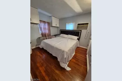 66 Independence Dr, Roselle, NJ 07203 - Photo 22