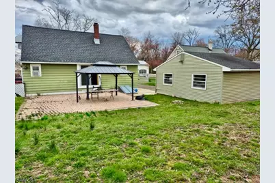 66 Independence Dr, Roselle, NJ 07203 - Photo 24
