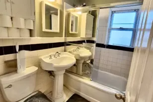 66 Independence Dr, Roselle, NJ 07203 - Photo 16