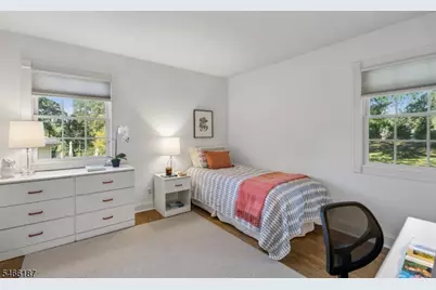 47 Harvey Dr, Summit, NJ 07901 - Photo 16