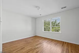 1063 William St, Elizabeth, NJ 07201 - Photo 10