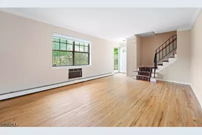 768 Springfield Ave #D3, Summit, NJ 07901 - Photo 4