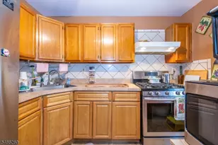 194 Pearl St, Paterson, NJ 07501 - Photo 6