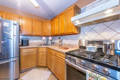 194 Pearl St, Paterson, NJ 07501 - Photo 8