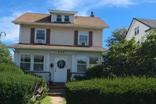 629 Chestnut St, Roselle Park, NJ 07204 - Photo 1