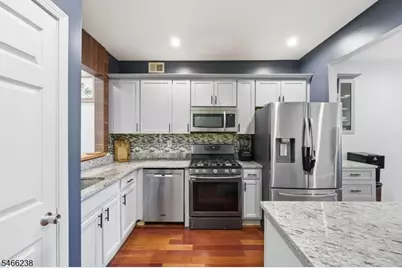 471 Hartford Dr, Nutley, NJ 07110 - Photo 10