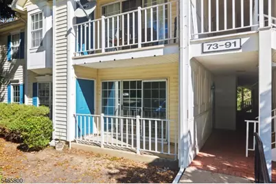 77 Sapphire Ln, Franklin Township, NJ 08823 - Photo 2