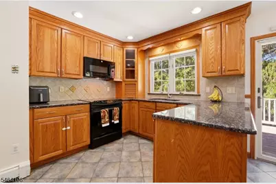 62 South St, Frelinghuysen Township, NJ 07821 - Photo 6