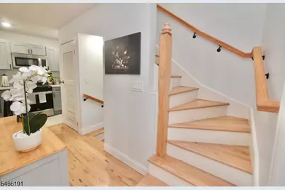 189 Summit Cross, Rutherford, NJ 07070 - Photo 20