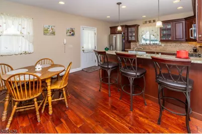 25 E Spring St, Somerville, NJ 08876 - Photo 4