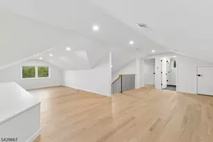 22 Reeve Cir, Millburn, NJ 07041 - Photo 34