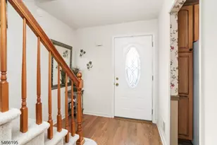 30-4 Farm Rd, Hillsborough Township, NJ 08844 - Photo 4