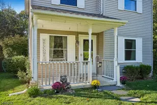 2 Elizabeth Pl, Denville, NJ 07834 - Photo 2