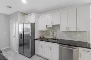 208 Walnut St., Roselle Park, NJ 07204 - Photo 12