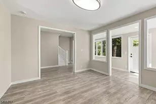 129 Laurel Ave, Union Township, NJ 07083 - Photo 18