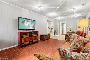 7 Weavers Ln, Readington, NJ 08889 - Photo 16