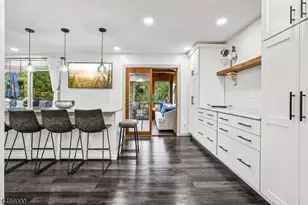 7 Weavers Ln, Readington, NJ 08889 - Photo 4
