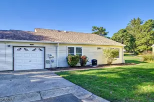 681A Huntington Dr, Manchester Township, NJ 08759 - Photo 6