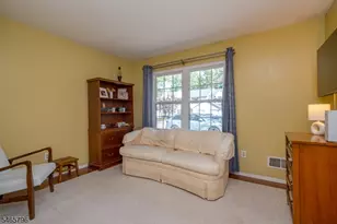 418 Hawkshead Way, Franklin Township, NJ 08873 - Photo 16