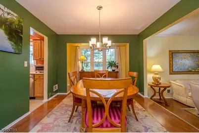 418 Hawkshead Way, Franklin Township, NJ 08873 - Photo 8