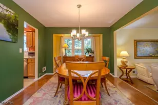 418 Hawkshead Way, Franklin Township, NJ 08873 - Photo 8