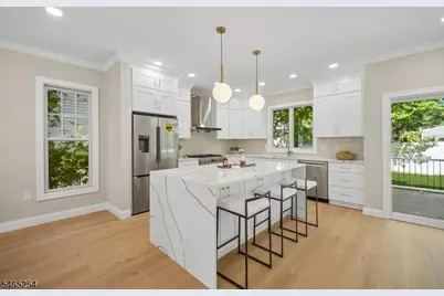 2 Macopin Dr, Livingston, NJ 07039 - Photo 12