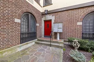 20 Garber Square, Ridgewood, NJ 07450 - Photo 2