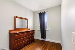 27 Lindsley Pl, East Orange, NJ 07018 - Photo 14