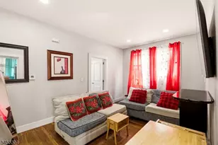 27 Lindsley Pl, East Orange, NJ 07018 - Photo 10