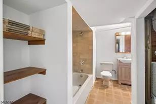 147 Kingston Rd, Parsippany, NJ 07054 - Photo 18