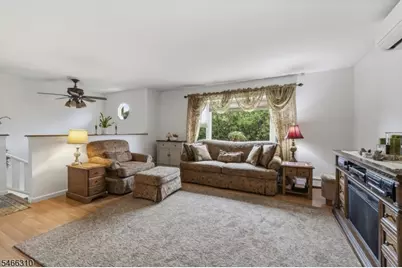 11 Vlietstra Dr, Vernon, NJ 07418 - Photo 4