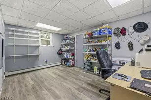 11 Vlietstra Dr, Vernon, NJ 07418 - Photo 22
