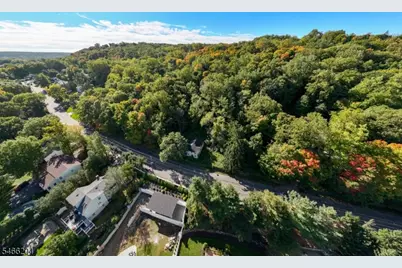 125 W Lindsley Rd, Cedar Grove, NJ 07009 - Photo 2