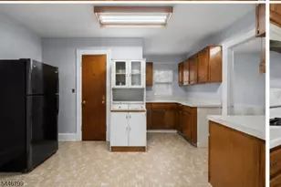 30 Lindsley Ave, West Orange Township, NJ 07052 - Photo 6