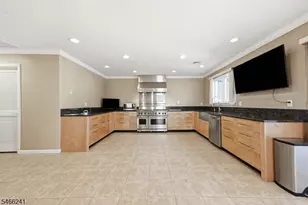 1109 Overlook Terrace, Union Township, NJ 07083 - Photo 8