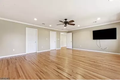 1109 Overlook Ter, Union Township, NJ 07083 - Photo 12