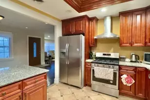 242 Totowa Rd, Wayne, NJ 07470 - Photo 8